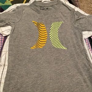 ⚽️5/$20 Boys Hurley shirt